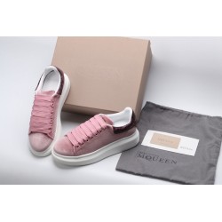 AMQ Oversized Sneaker-Rose