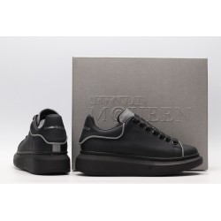 AMQ Leather Platform Sneakers-Black