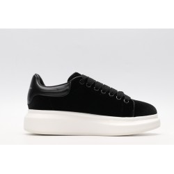 AMQ Oversized Sneaker-Black