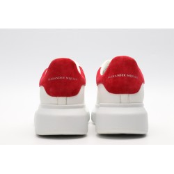 AMQ OVERSIZED SNEAKER with lust red suede heel