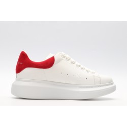 AMQ OVERSIZED SNEAKER with lust red suede heel