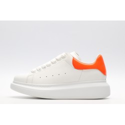 AMQ OVERSIZED SNEAKER with orange heel