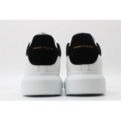 AMQ OVERSIZED SNEAKER Black