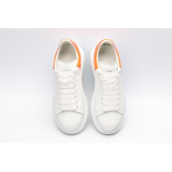 AMQ OVERSIZED SNEAKER with orange heel