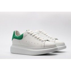 AMQ OVERSIZED SNEAKER with green heel