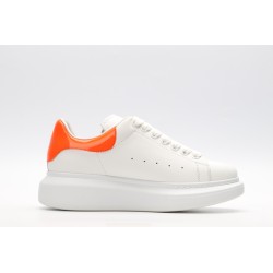 AMQ OVERSIZED SNEAKER with orange heel