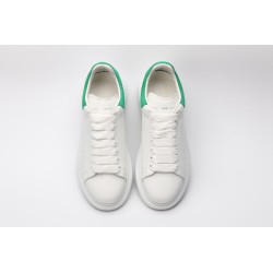 AMQ OVERSIZED SNEAKER with green heel