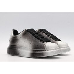 AMQ OVERSIZED SNEAKER