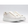 AMQ OVERSIZED SNEAKER with gold-finished hammered stud