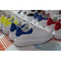 AMQ OVERSIZED SNEAKER with blue heel