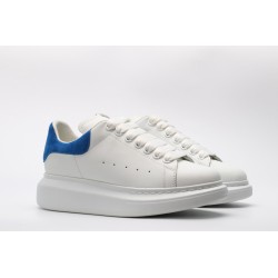 AMQ OVERSIZED SNEAKER with blue heel