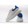 AMQ OVERSIZED SNEAKER with blue heel