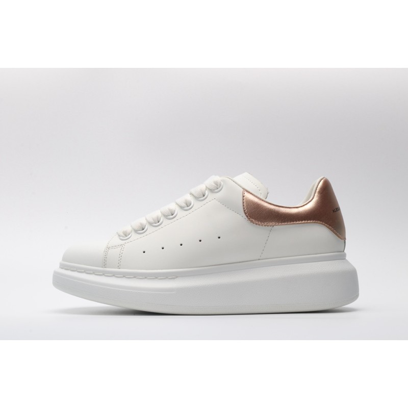 AMQ OVERSIZED SNEAKER with gold heel