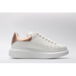 AMQ OVERSIZED SNEAKER with gold heel