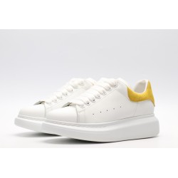 AMQ OVERSIZED SNEAKER Yellow heel