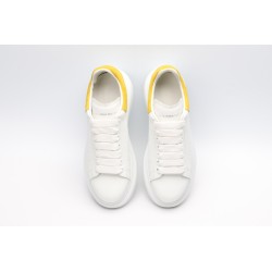 AMQ OVERSIZED SNEAKER Yellow heel