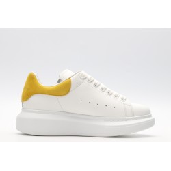 AMQ OVERSIZED SNEAKER Yellow heel