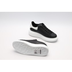 AMQ Black calf leather lace-up sneaker