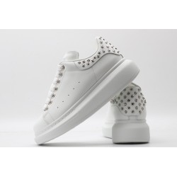 AMQ oversized white sneakers with siL*Ver-finished hammered stud