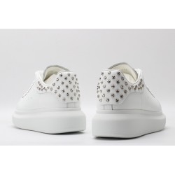 AMQ oversized white sneakers with siL*Ver-finished hammered stud