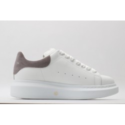 AMQ oversized sneakers with grey heel