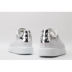 White calf leather lace-up sneaker with siL*Ver-finished hammered stud