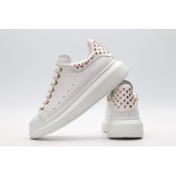 White calf leather lace-up sneaker with gold-finished hammered stud