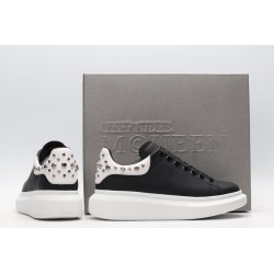 Black calf leather lace-up sneaker with siL*Ver-finished hammered stud