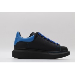 AMQ black oversized sneakers with blue heel