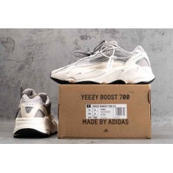 YZZY 700 V2 Static