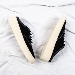 FOG Bone Suede black