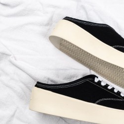 FOG Bone Suede black