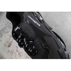 BCG Triple S Trainer \"Triple Black\" 2018