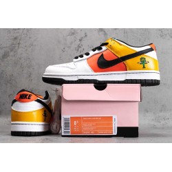 SB Dunk Low Raygun Home