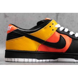 Dunk SB Low Raygun