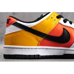 SB Dunk Low Raygun Home