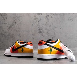 SB Dunk Low Raygun Home