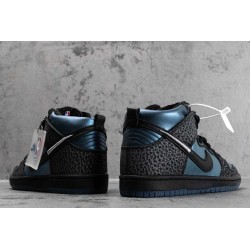 SB Dunk High Black Sheep Hornet