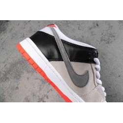 SB Dunk Low Infrared Orange Label