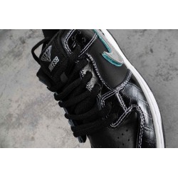 SB Dunk Low Diamond Supply Co Black Diamond