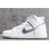 Diamond x SB Dunk Low \"White\"