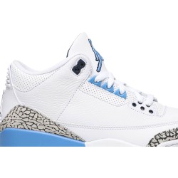 Air Jordan 3 Retro \'UNC\'