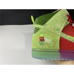 Dunk SB High “Strawberry Cough\" CW7093-600