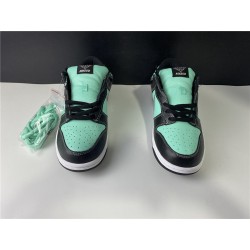 Nike Dunk SB Low Diamond Supply Co. \"Tiffany\"