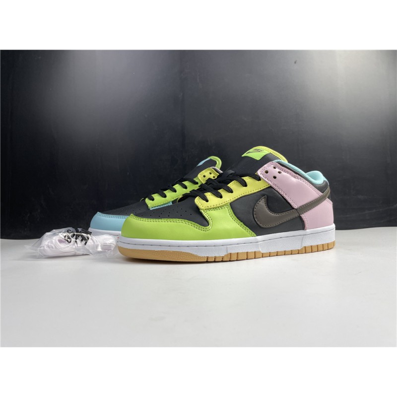 Nike Dunk Low SE “Free 99” DH0952-001