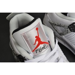 AIR JORDAN 4 OG \"WHITE CEMENT\" 840606-192