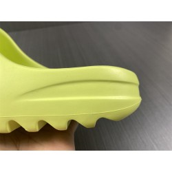 YEEZY SLIDE \"Glow Green\" GX6138