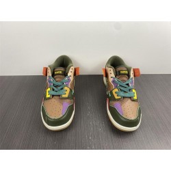 Dunk Low Scrap DB0500-200