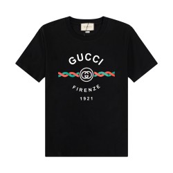 Gucc* T-shirt