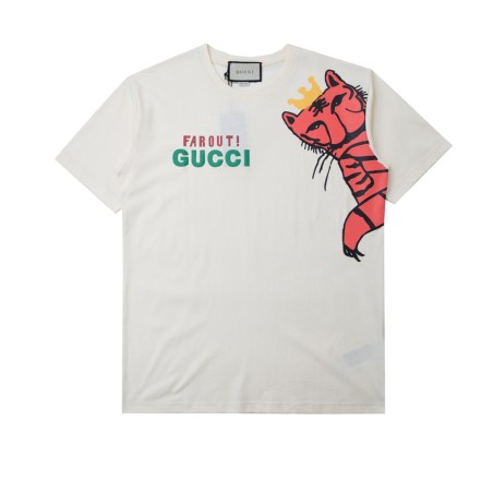 Gucc* T-shirt